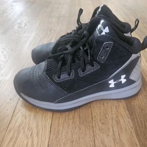 Under Armour Basketball Shoes Size 12k